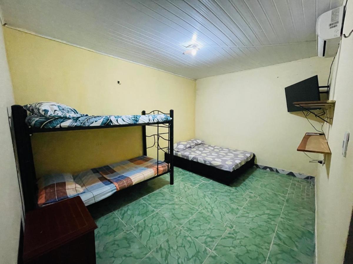 Apartamentos Cerca Al Aeropuerto Летисия Экстерьер фото